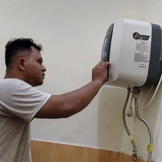 Teknisi service water heater di Medan